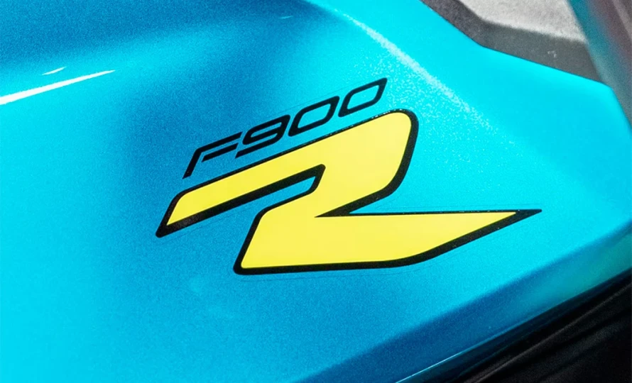 bmw-motorrad.f-900-r.foto49361_890