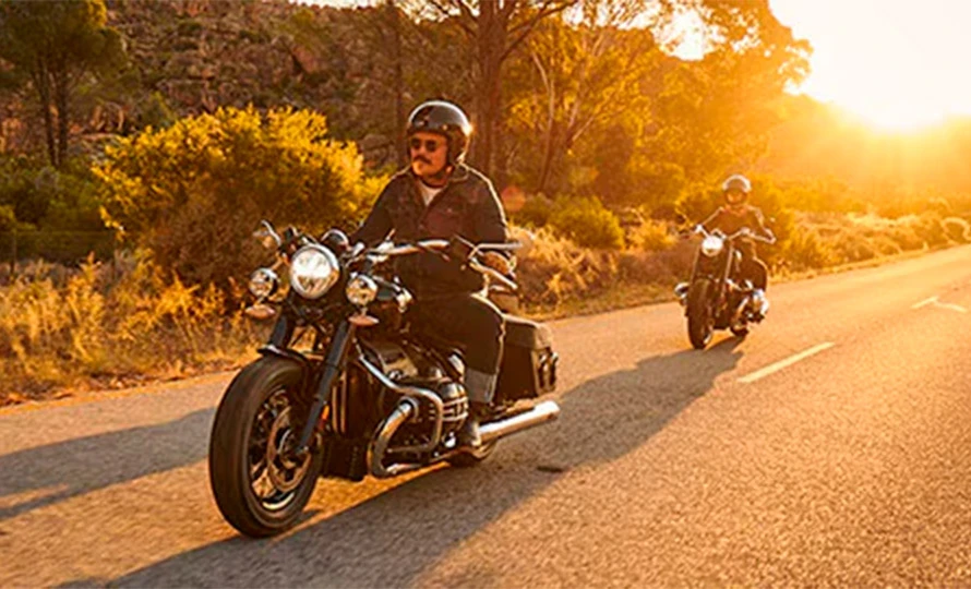 bmw-motorrad.r12.foto49316_890