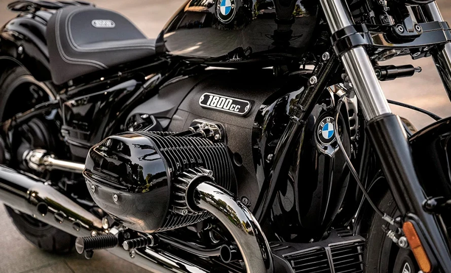 bmw-motorrad.r18.foto49345_890