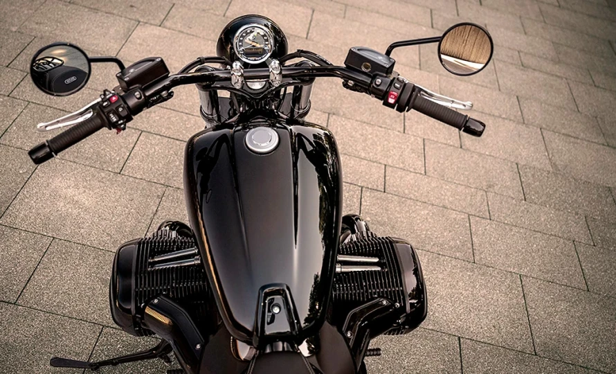 bmw-motorrad.r18.foto49346_890