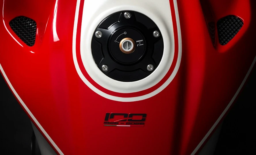 ducati.monster-100.foto50435_890