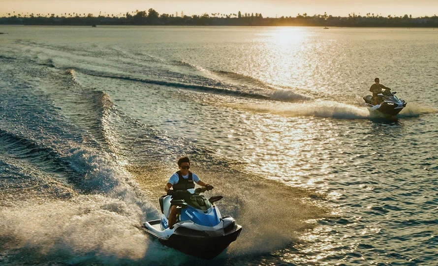 kawasaki.jet-ski-stx-160x.foto49526_890