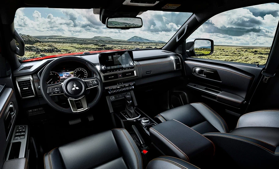 mitsubishi.nova-triton.foto49594_890