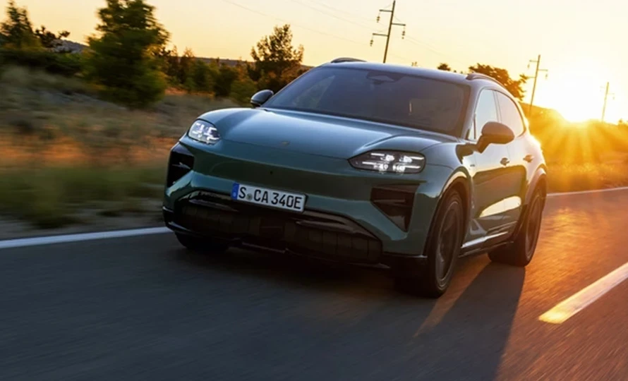 porsche.cayenne-electric.foto49763_890