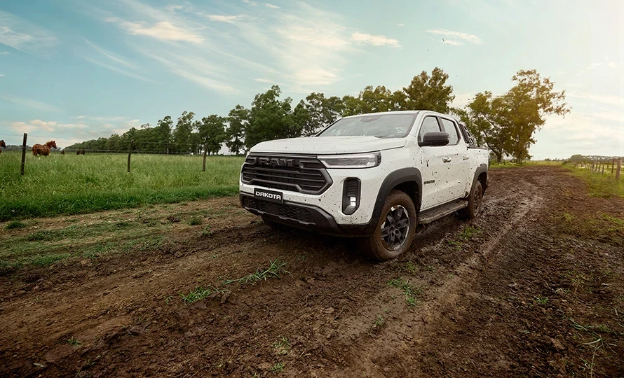 ram.dakota.foto49467_890