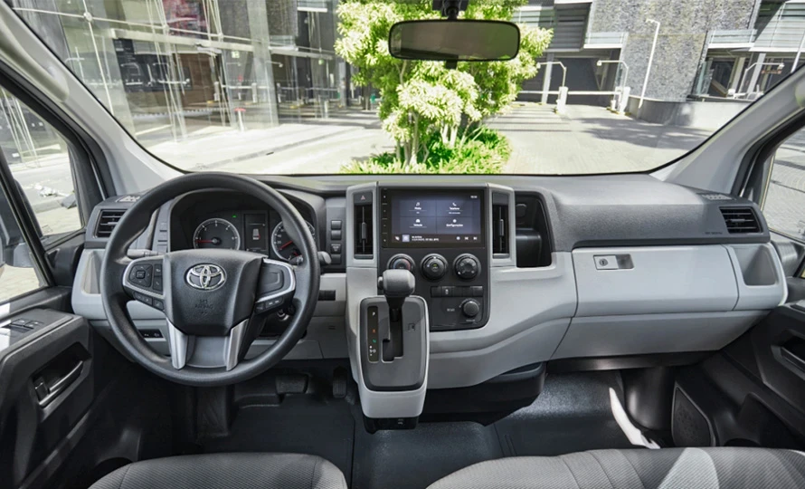 toyota.hiace.foto49103_890