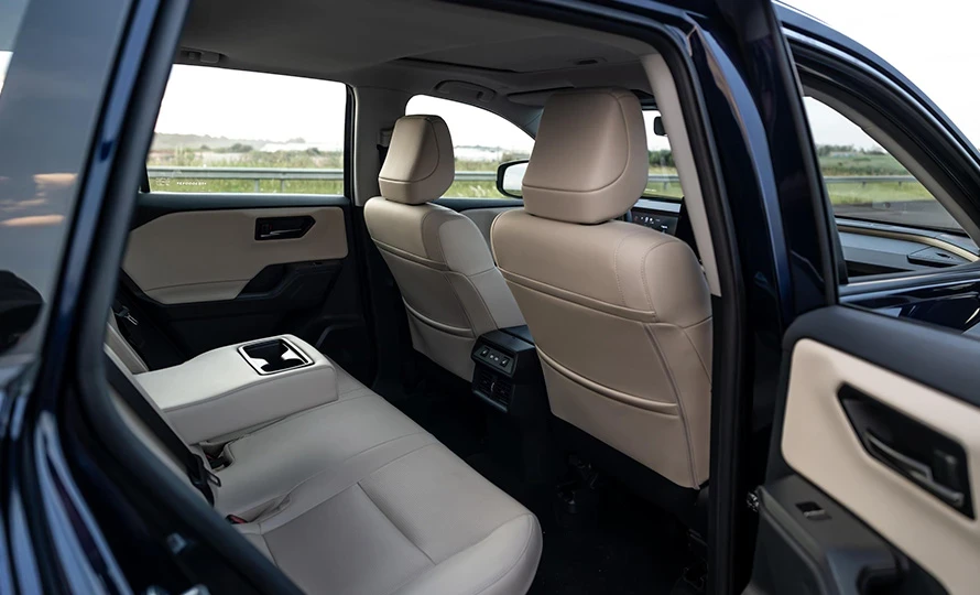 toyota.rav4.foto49701_890